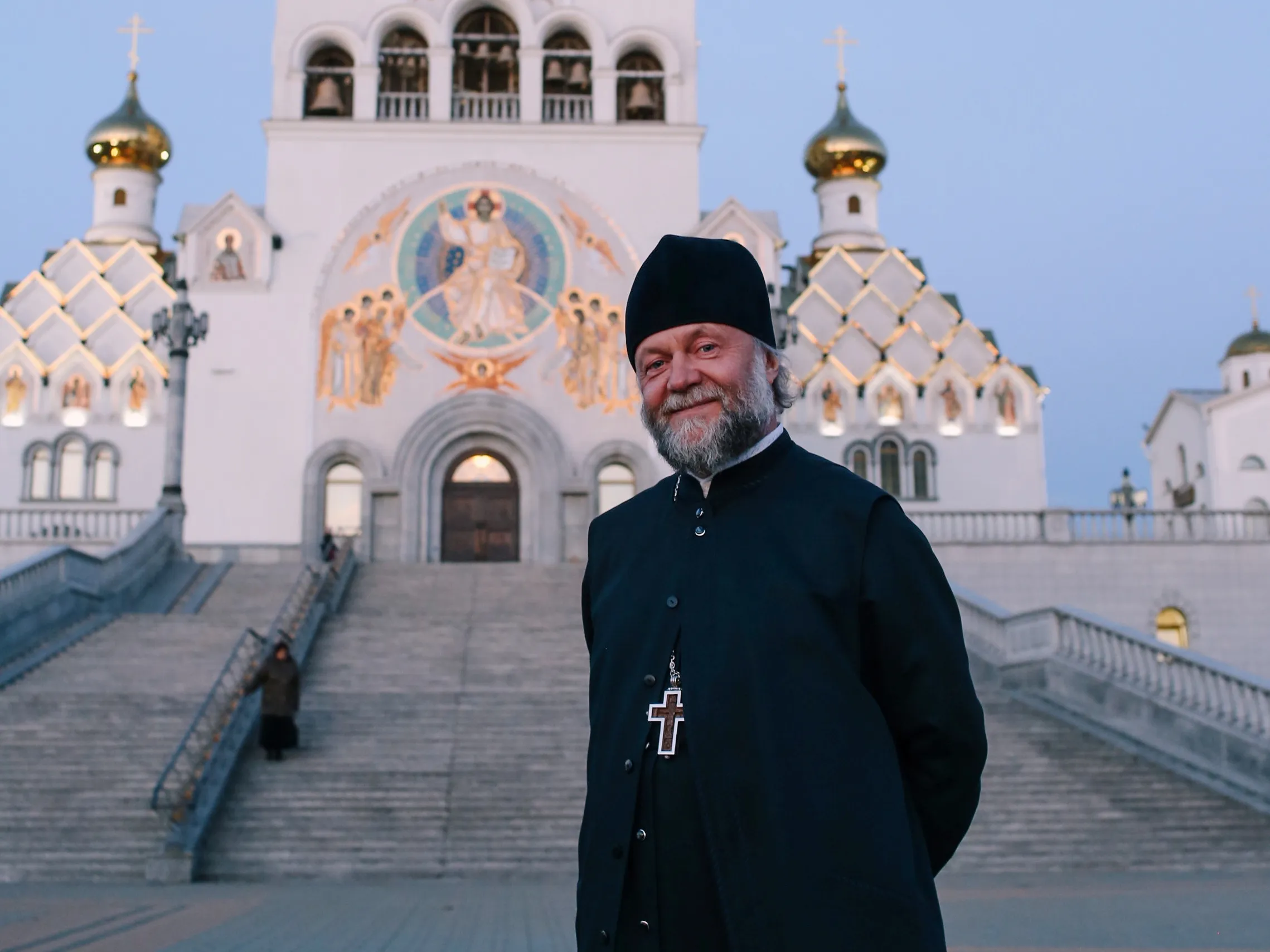 Любовь до последнего вздоха: протоиерей Федор Повный рассказал о важности искреннего прощения и как оградить детей от беззакония 